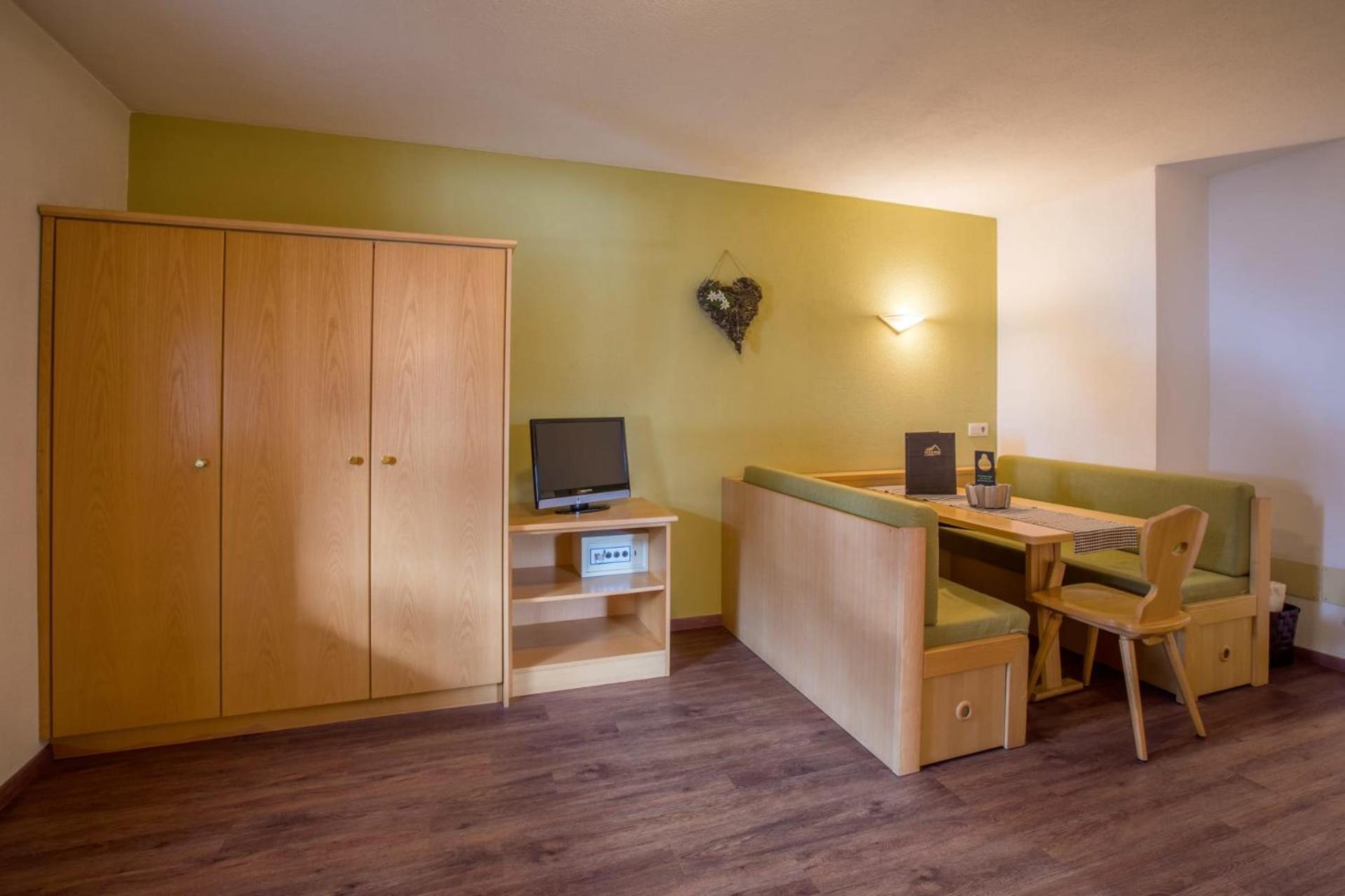 Mountain Living Apartments San Valentino alla Muta Dış mekan fotoğraf