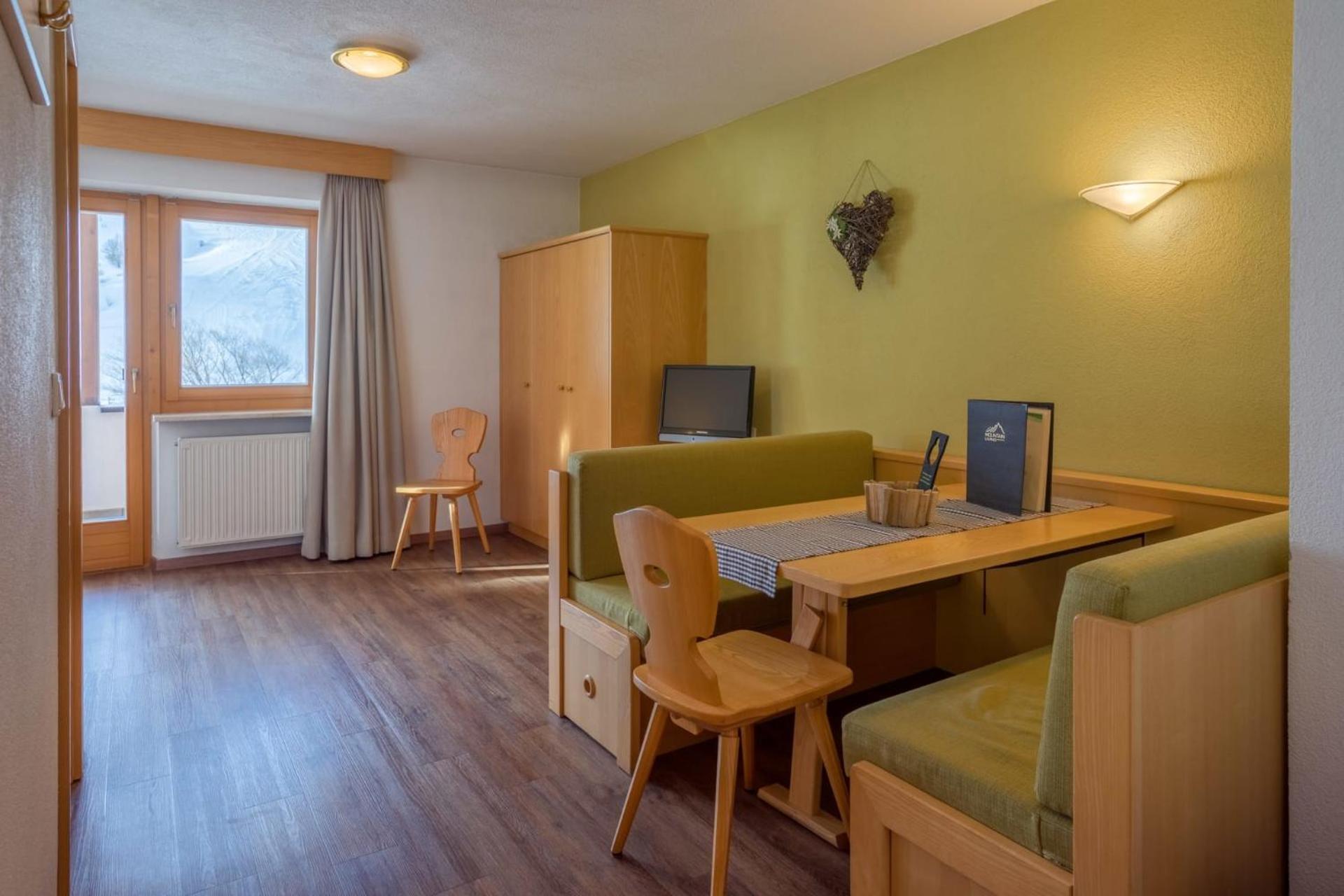 Mountain Living Apartments San Valentino alla Muta Dış mekan fotoğraf